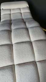 Kosmetické lehátko pro prodlužování řas Loft bílé buklé, polohovatelné opěradlo - Obrázek 4