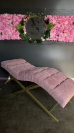 Lehátko Loft na řasy, čtvercové prošívání, zlatá konstrukce, růžová bouclé - Obrázek 2