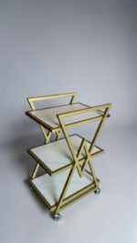 Vozík 02 zlatý kov, bílé police | Kosmetický vozík na kolečkách