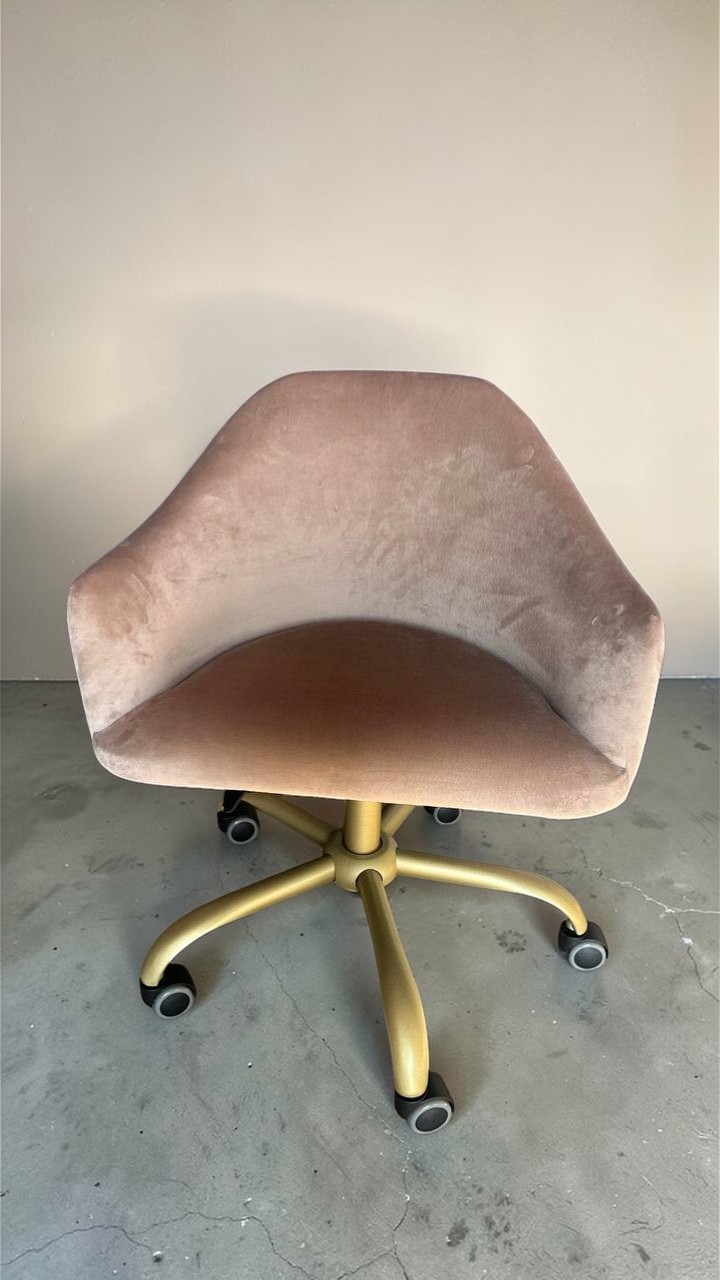 5341783639768896277 — копия Koupit židle Classic na kolečkách zlatá béžový velur | Nastavitelná židle do salonu - Obrázek 1