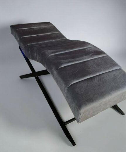 Koupit kosmetické lehátko Loft černá konstrukce šedý velur | Lehátko na řasy a kosmetiku