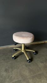 Stolička na kolečkách zlatá béžový velur | Taburet pro salon - Obrázek 5