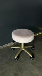 Stolička na kolečkách zlatá béžový velur | Taburet pro salon - Obrázek 4