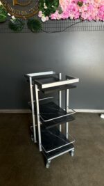 Kosmetický vozík Loft 01 na kolečkách stříbrný | Vozík do salonu - Obrázek 2