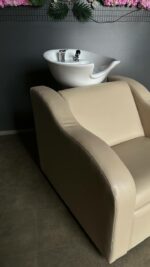 Kadeřnický mycí box Vibe béžový s bílou keramikou | Mycí křeslo do salonu - Obrázek 6