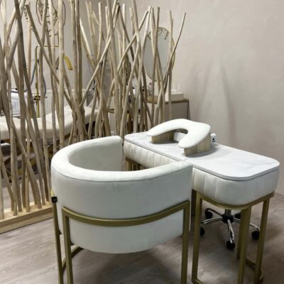 Manikúrní stolek Art Lux Square a křeslo Loft Oval od YS Furniture